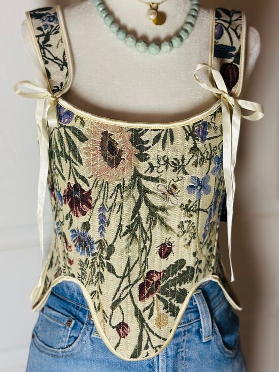 Scarlet Darkness Tops - Scarlet Darkness Floral Tapestry Corset Top NWT size 8